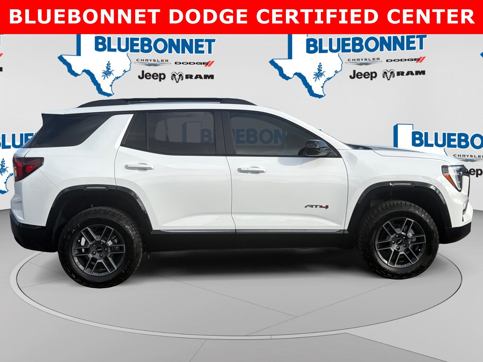 Used 2026 GMC Terrain AT4 AWD/4WD image 4