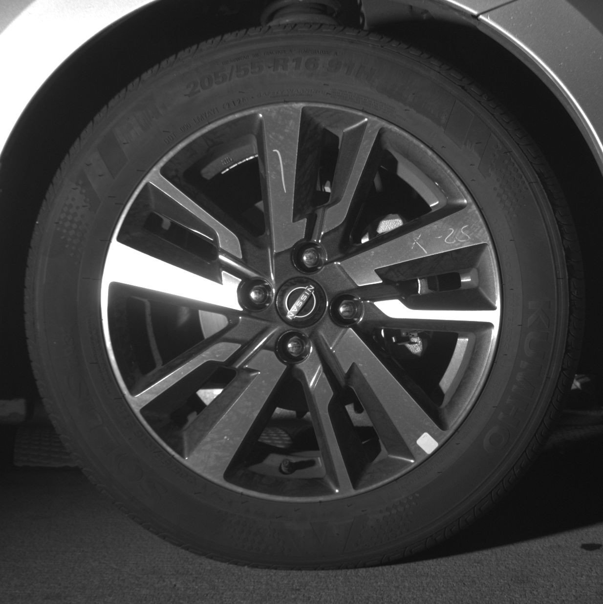 Used 2025 Nissan Versa SV image 13