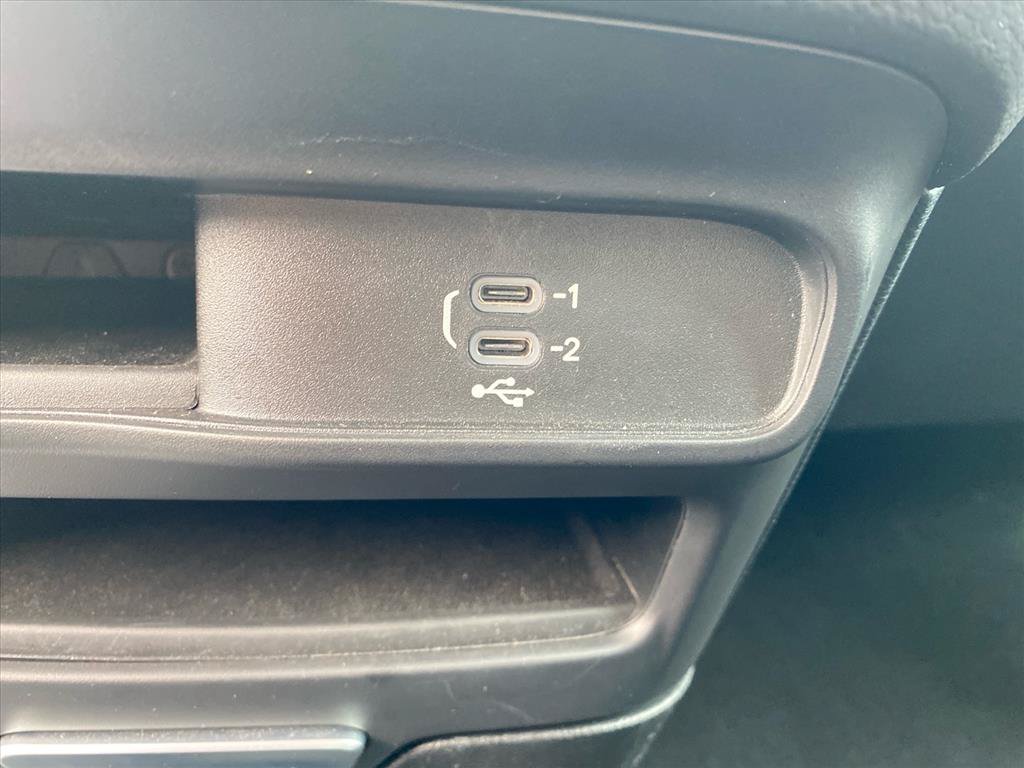Used 2026 Chrysler Pacifica Select FWD image 12
