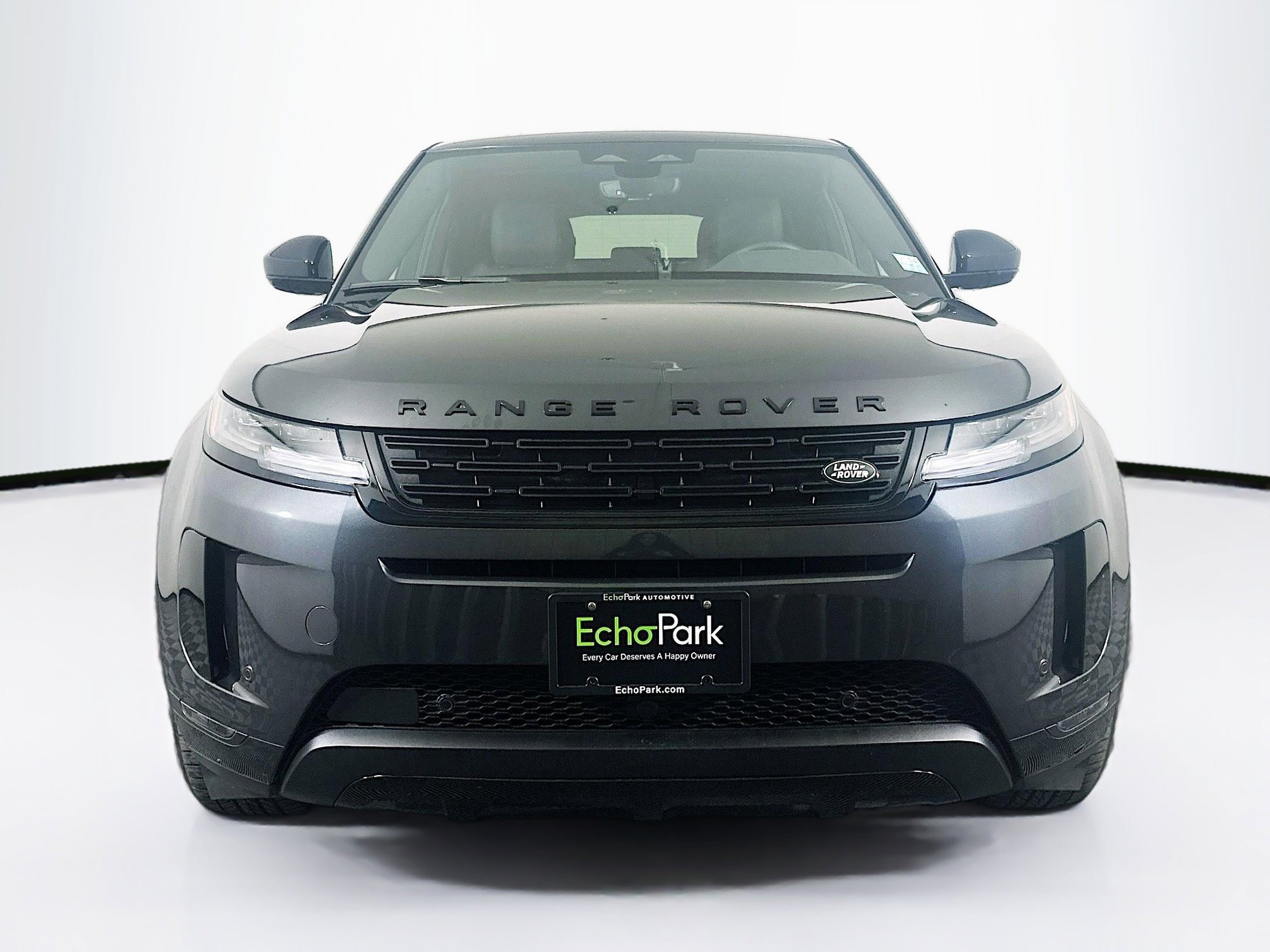 Used 2024 Land Rover Range Rover Evoque S image 2