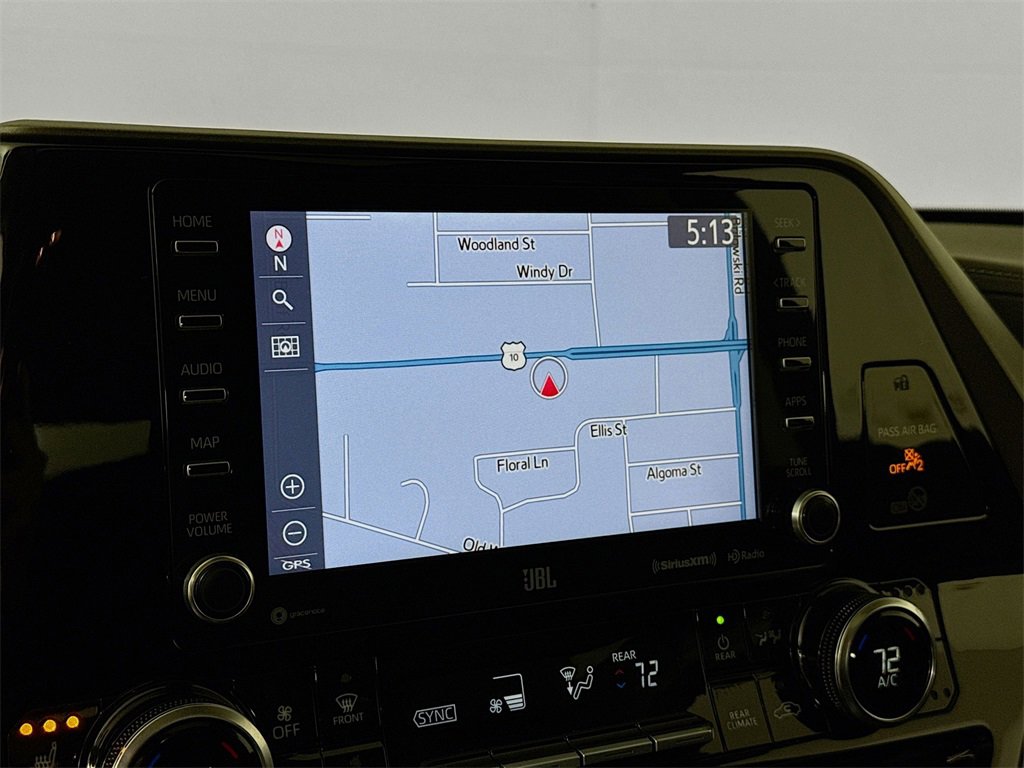 Used 2020 Toyota Highlander Limited image 10