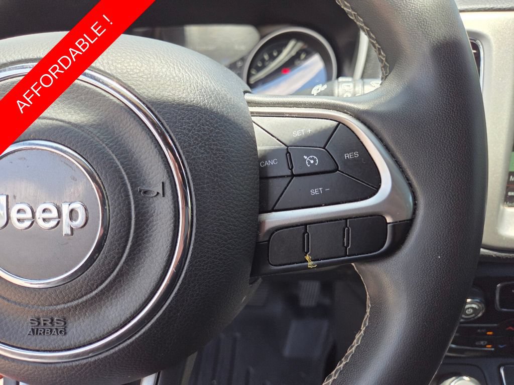 Used 2021 Jeep Compass Latitude w/ Sun and Sound Group AWD/4WD image 30