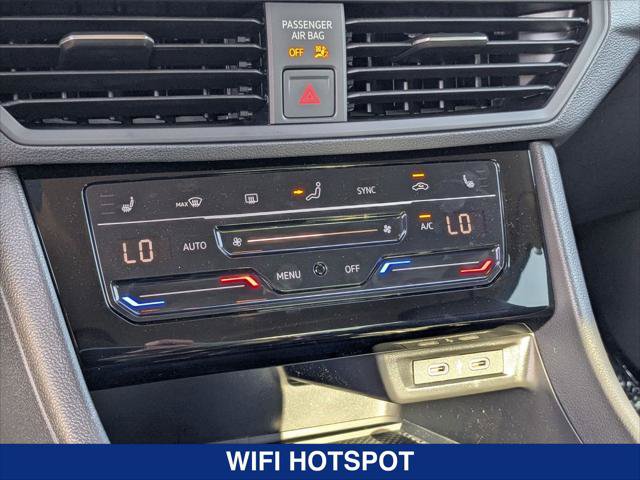 New 2025 Volkswagen Jetta SE FWD image 14