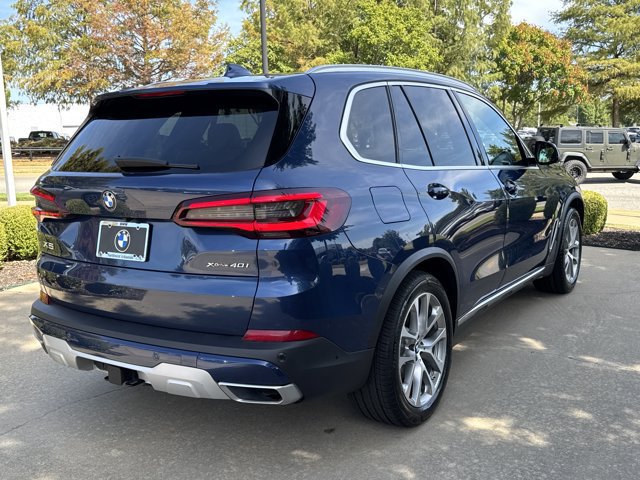 Used 2022 BMW X5 xDrive40i w/ Premium Package AWD/4WD image 8
