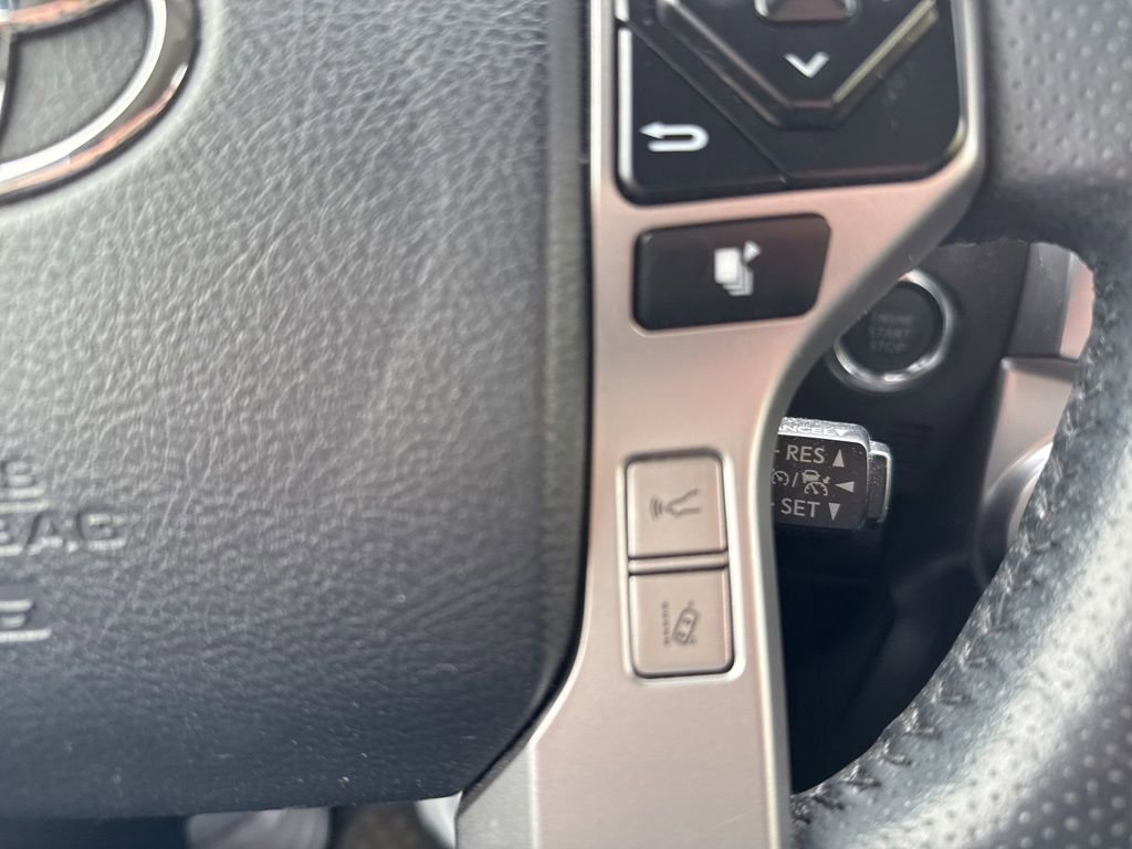 Used 2023 Toyota 4Runner SR5 Premium w/ Moonroof Package AWD/4WD image 27