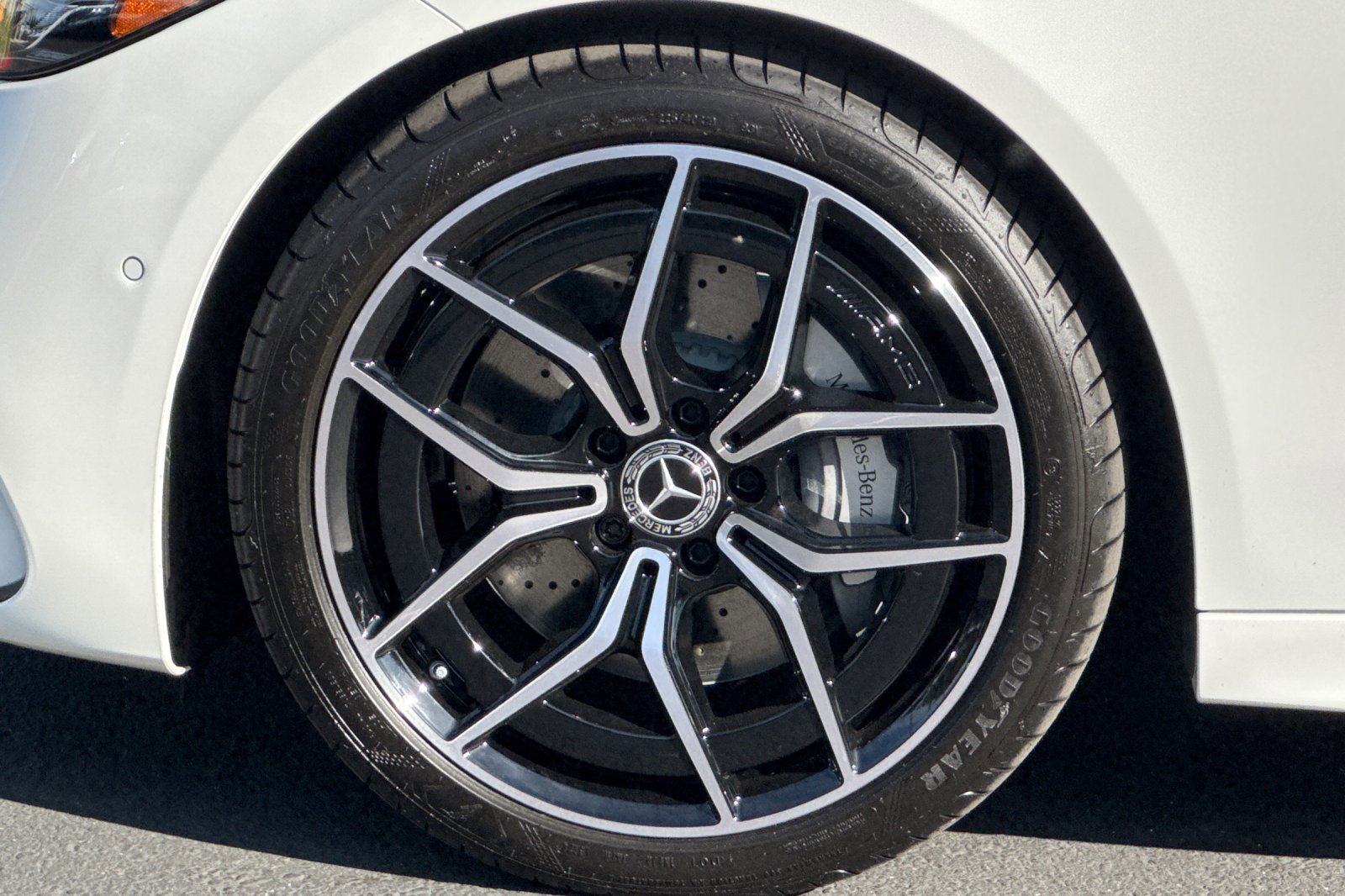 New 2025 Mercedes-Benz C 300 4MATIC Sedan image 25