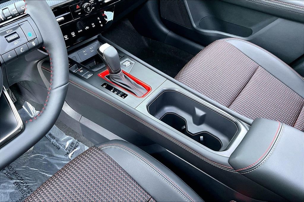 New 2026 Nissan Kicks SR w/ SR Premium Package image 8