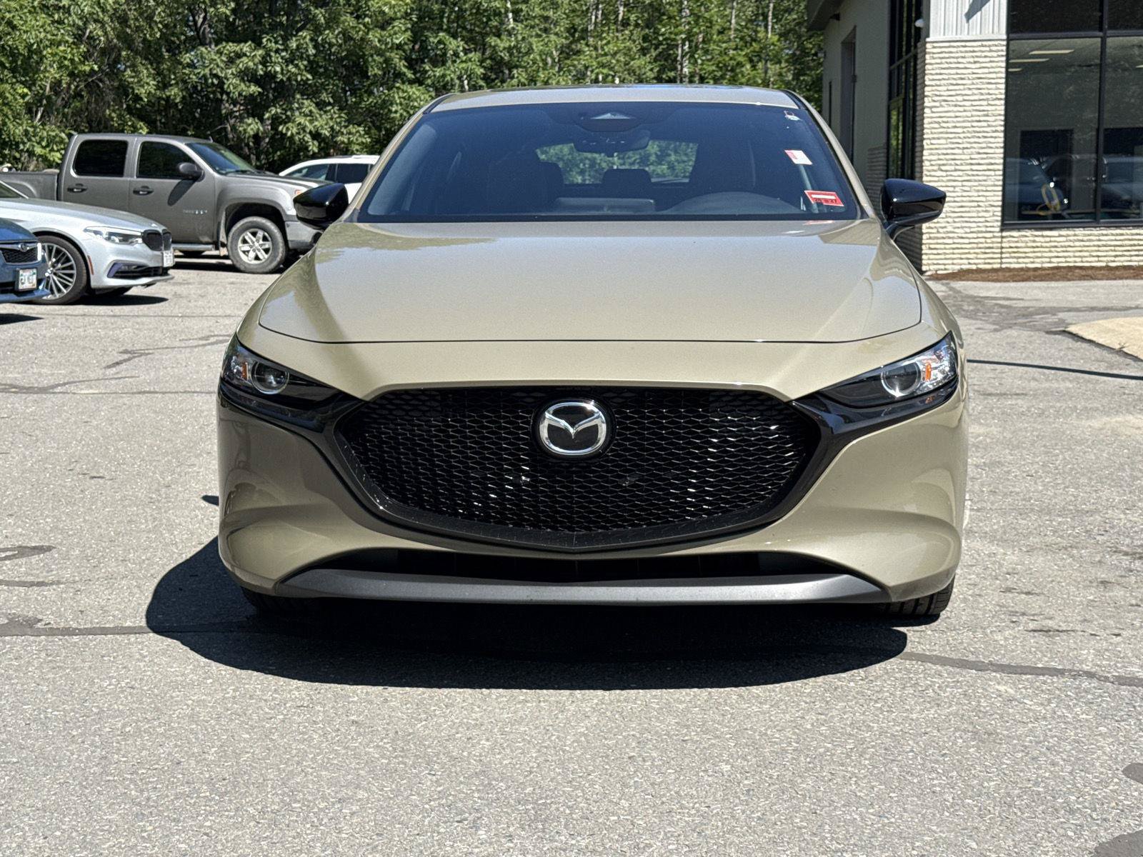 Used 2024 MAZDA MAZDA3 s AWD/4WD image 2
