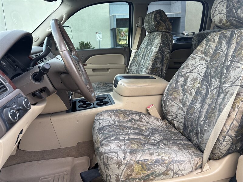 Used 2014 Chevrolet Silverado 3500 LTZ w/ Suspension Package, Off-Road AWD/4WD image 7