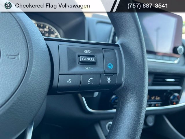 Used 2023 Nissan Rogue SV AWD/4WD image 35