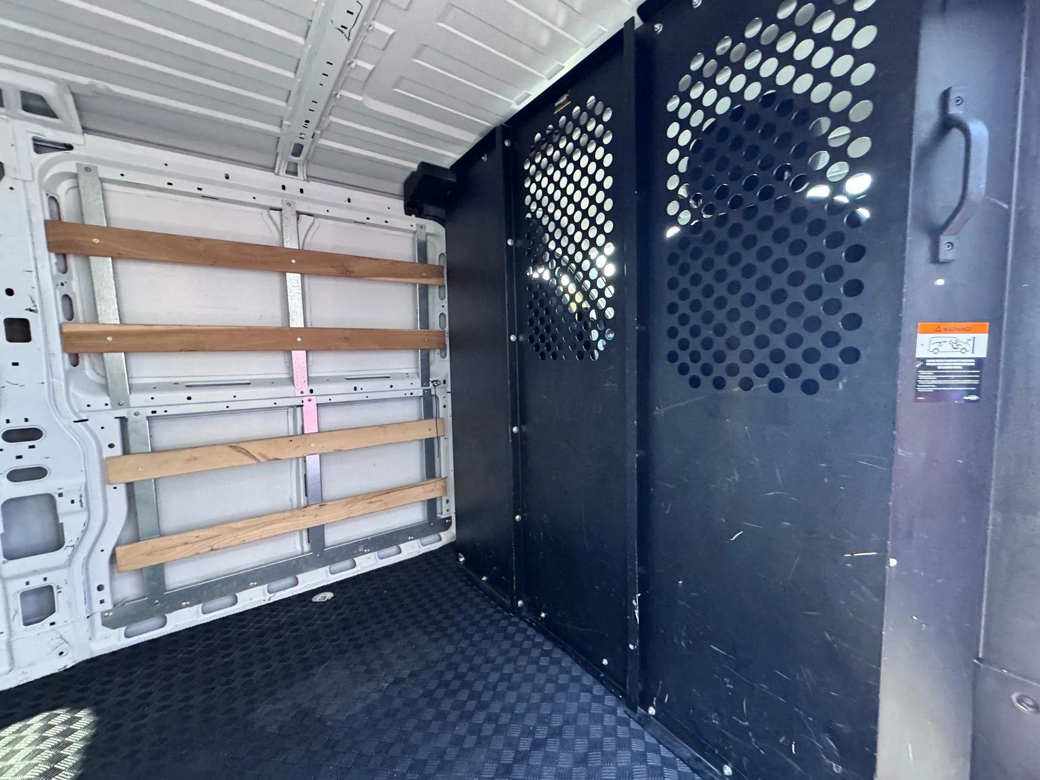 Used 2023 RAM ProMaster 2500 image 24