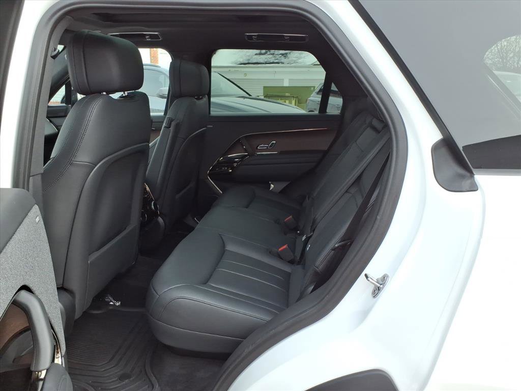 Certified 2024 Land Rover Range Rover Sport Dynamic SE image 12
