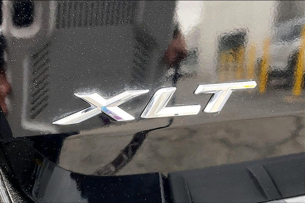 Certified 2024 Ford Explorer XLT w/ Equipment Group 202A AWD/4WD image 30