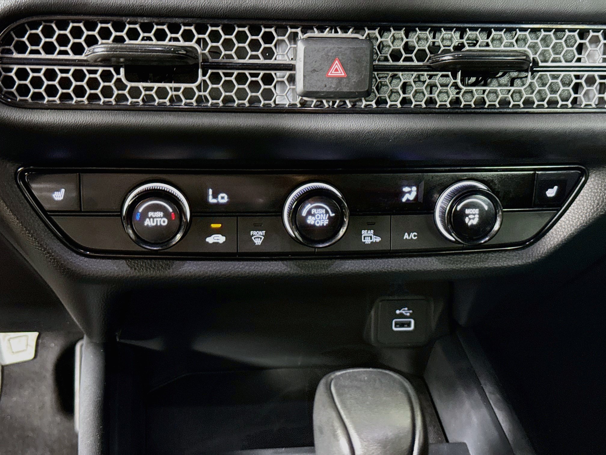 Used 2025 Honda HR-V Sport image 17