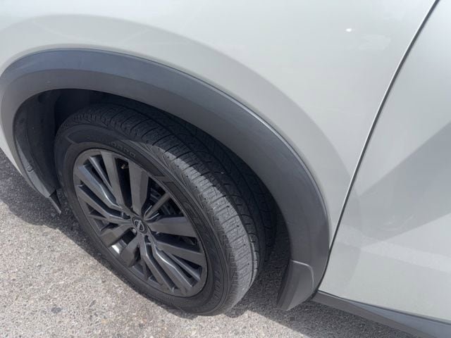 Certified 2022 Nissan Pathfinder SL w/ SL Premium Package AWD/4WD image 19