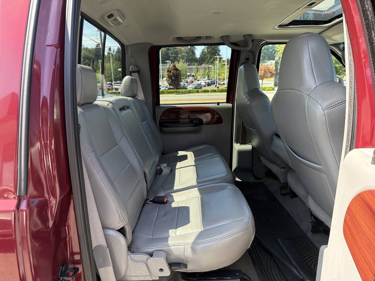 Used 2006 Ford F350 Lariat AWD/4WD image 33