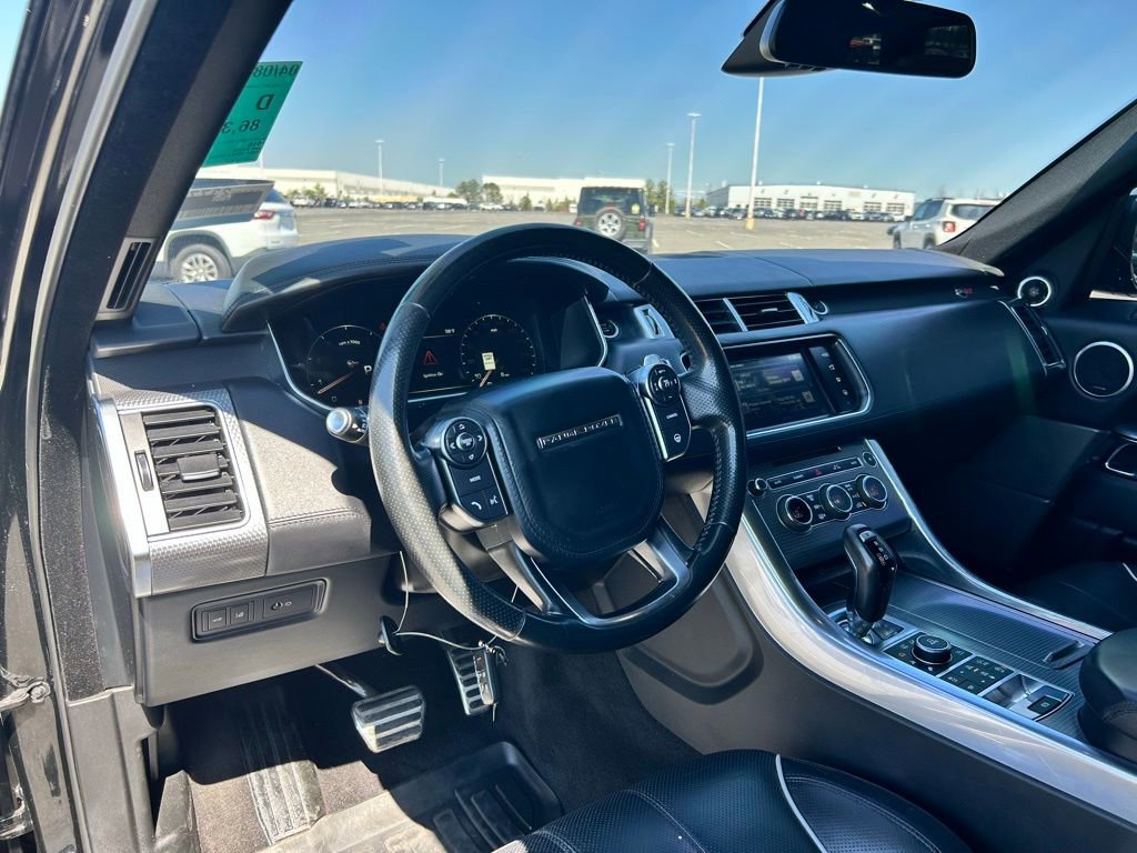 Used 2016 Land Rover Range Rover Sport SVR AWD/4WD image 9