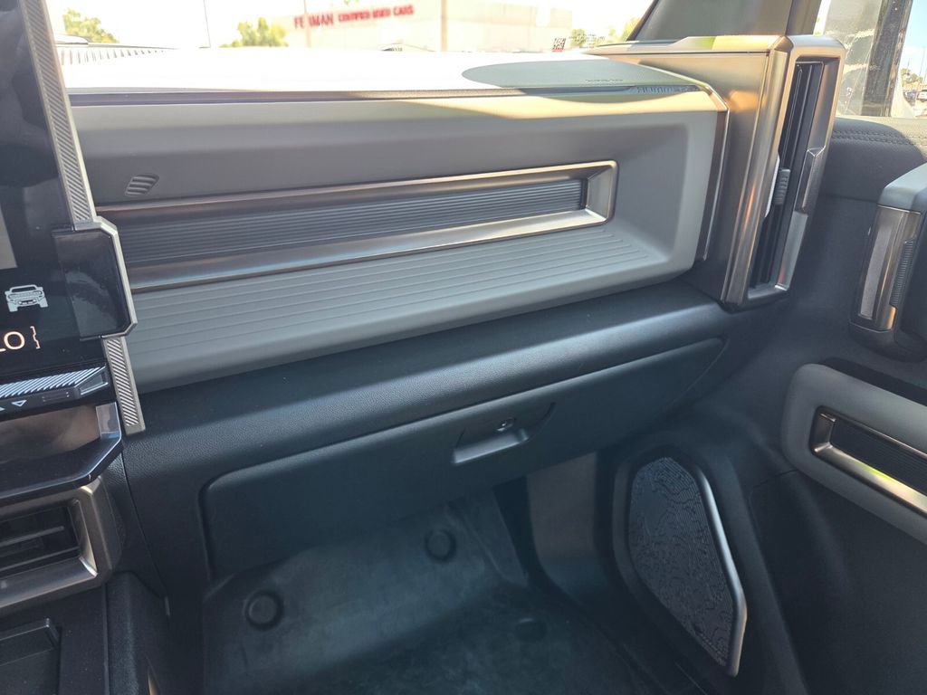 Certified 2024 GMC Hummer EV 2X AWD/4WD image 28