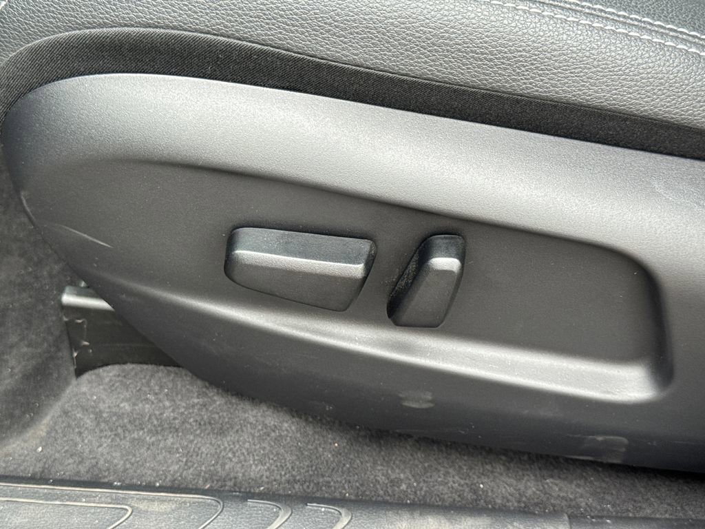 New 2025 VinFast VF 8 Eco AWD/4WD image 25