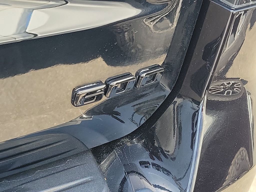 Certified 2022 Cadillac Escalade Premium Luxury RWD image 32