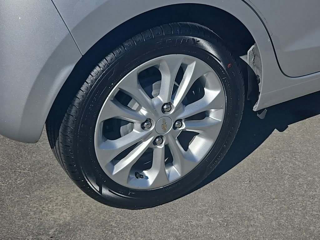 Used 2020 Chevrolet Spark LT image 8