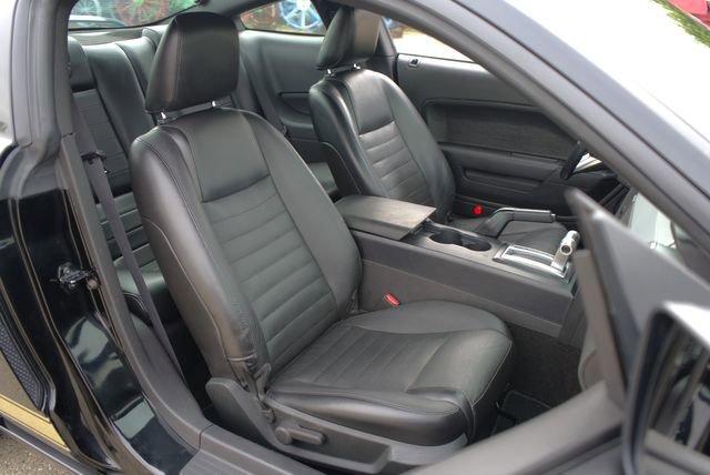 Used 2006 Ford Mustang GT Premium image 75