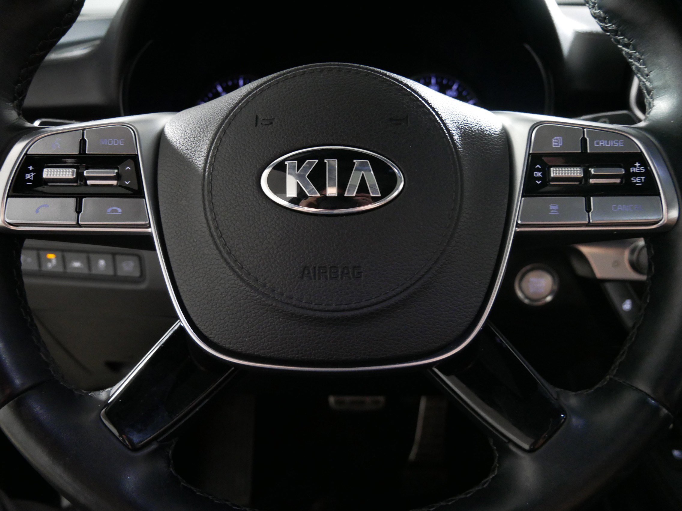 Used 2020 Kia Telluride SX w/ SX Prestige Package image 25