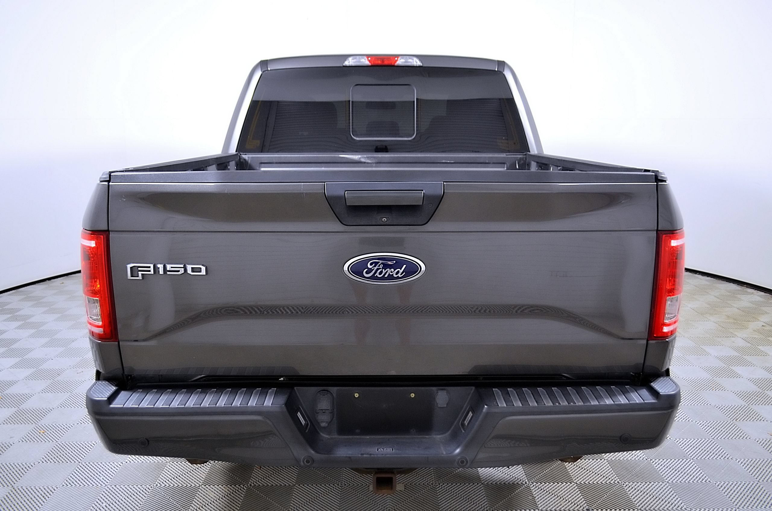 Used 2016 Ford F150 XLT w/ Equipment Group 302A Luxury RWD image 8