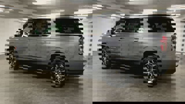 Certified 2021 Chevrolet Suburban LT w/ LT Signature Package image 6