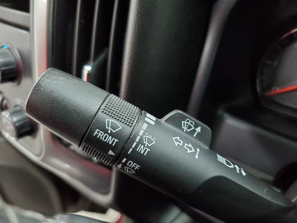 Used 2018 Chevrolet Silverado 1500 LT w/ All Star Edition image 29