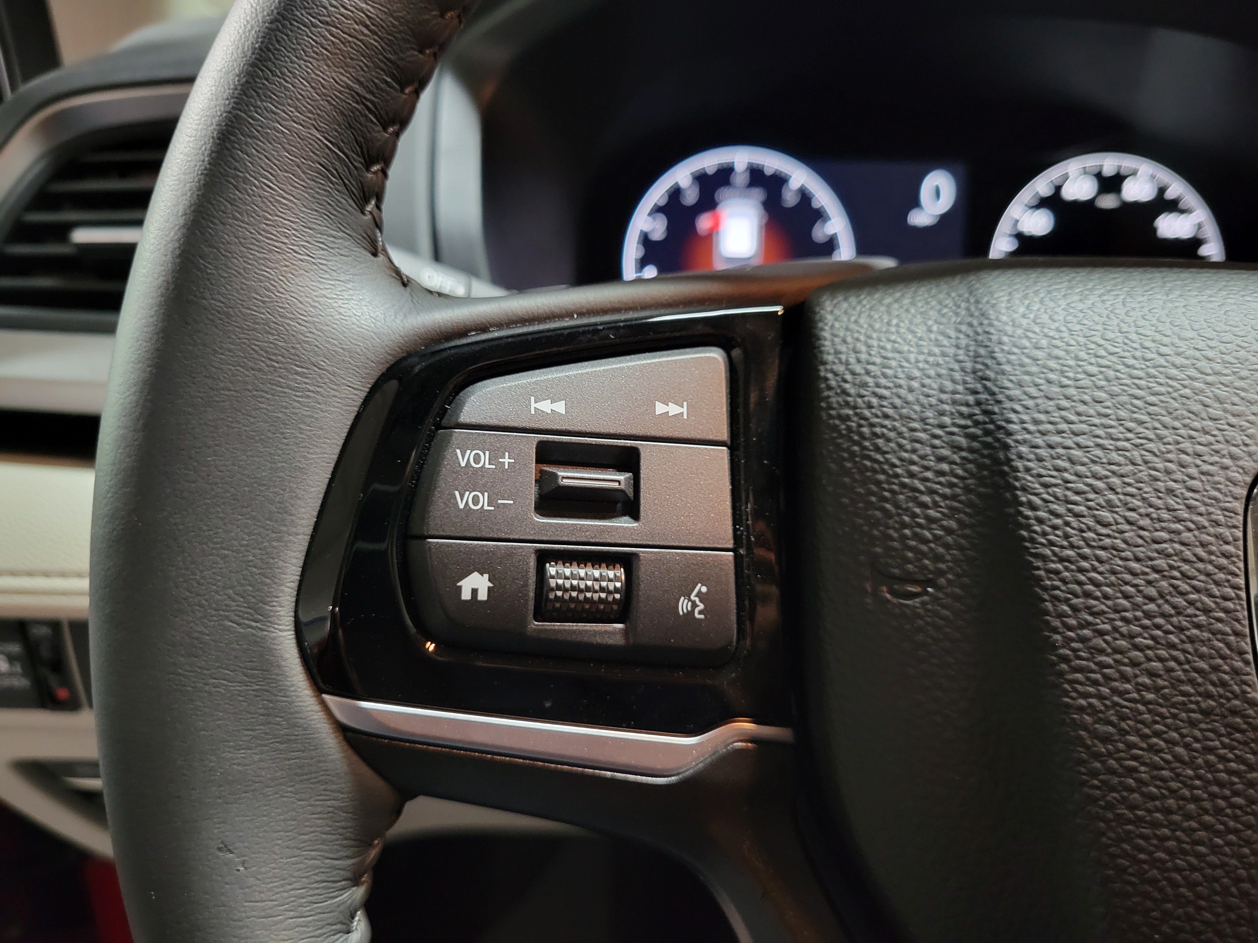 Used 2026 Honda Odyssey EX-L image 26