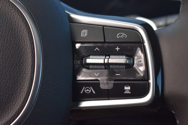 New 2026 Kia Carnival SX Prestige FWD image 34
