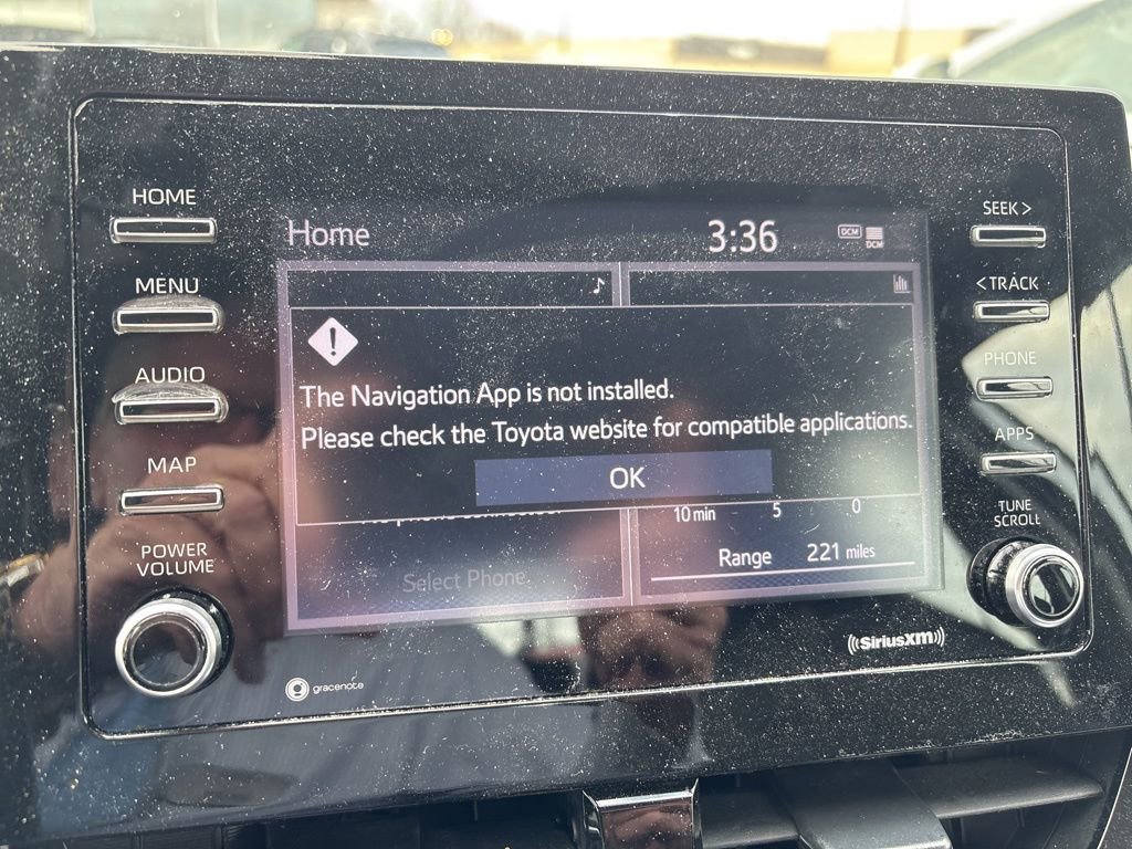 Used 2021 Toyota Camry SE image 10