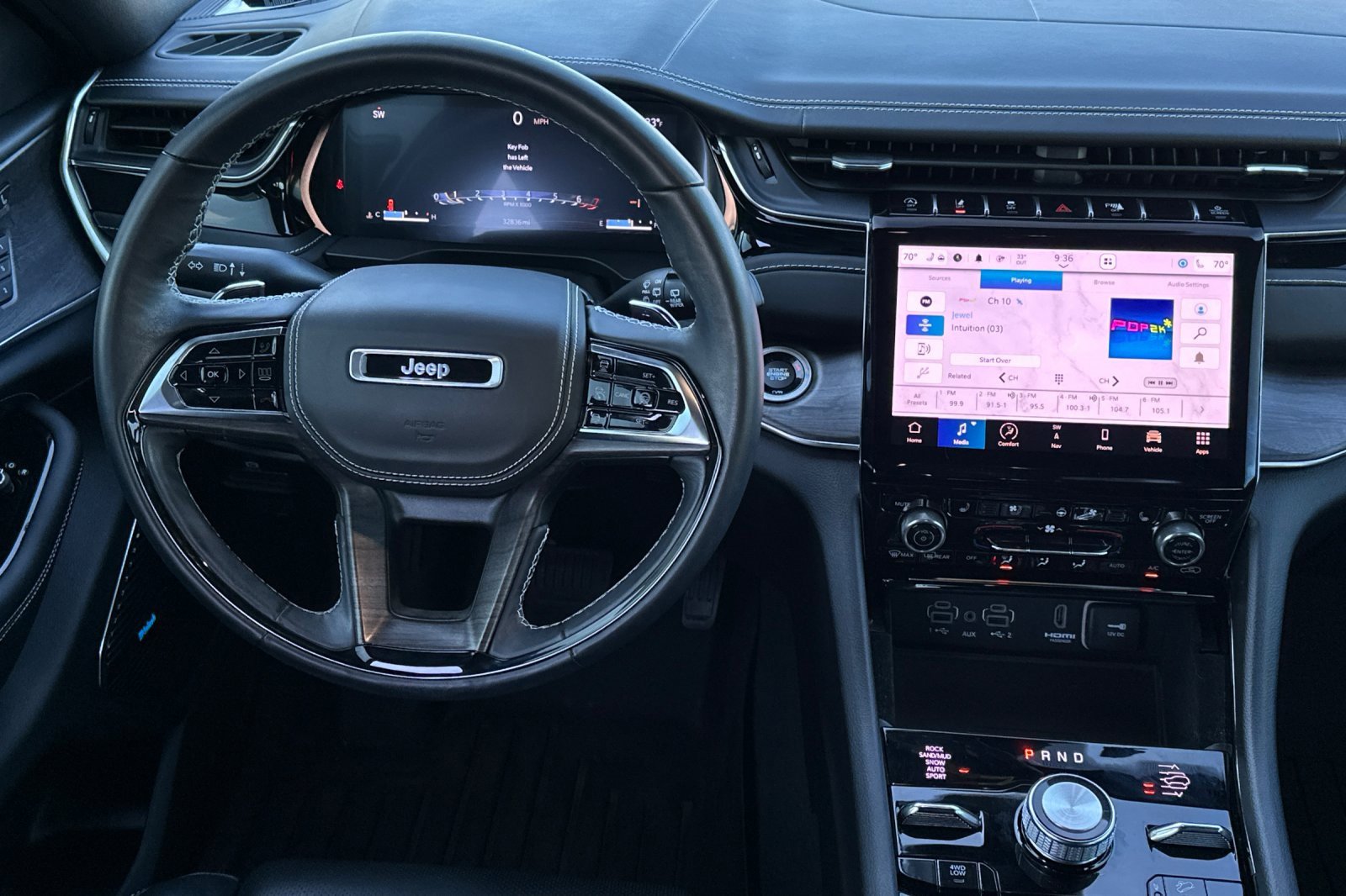 Used 2022 Jeep Grand Cherokee L Overland w/ Advanced Protech Group III image 14