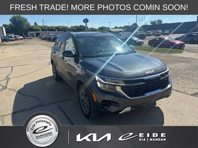 Used 2024 Kia Seltos S AWD/4WD image 1