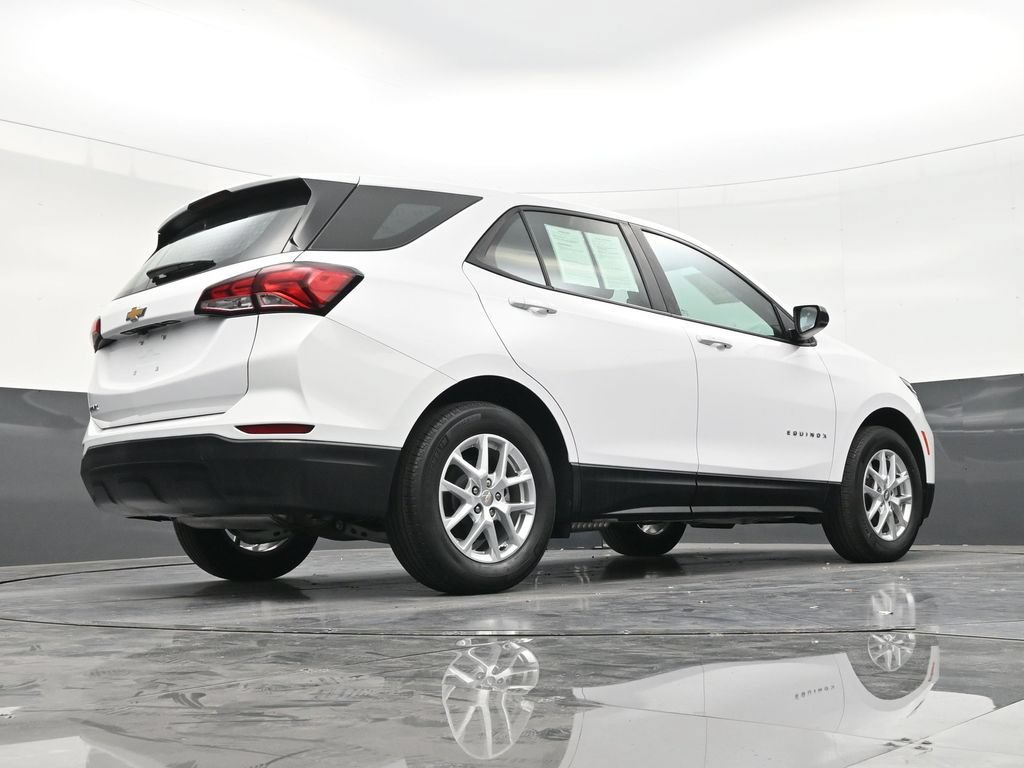 Used 2024 Chevrolet Equinox LS FWD image 21