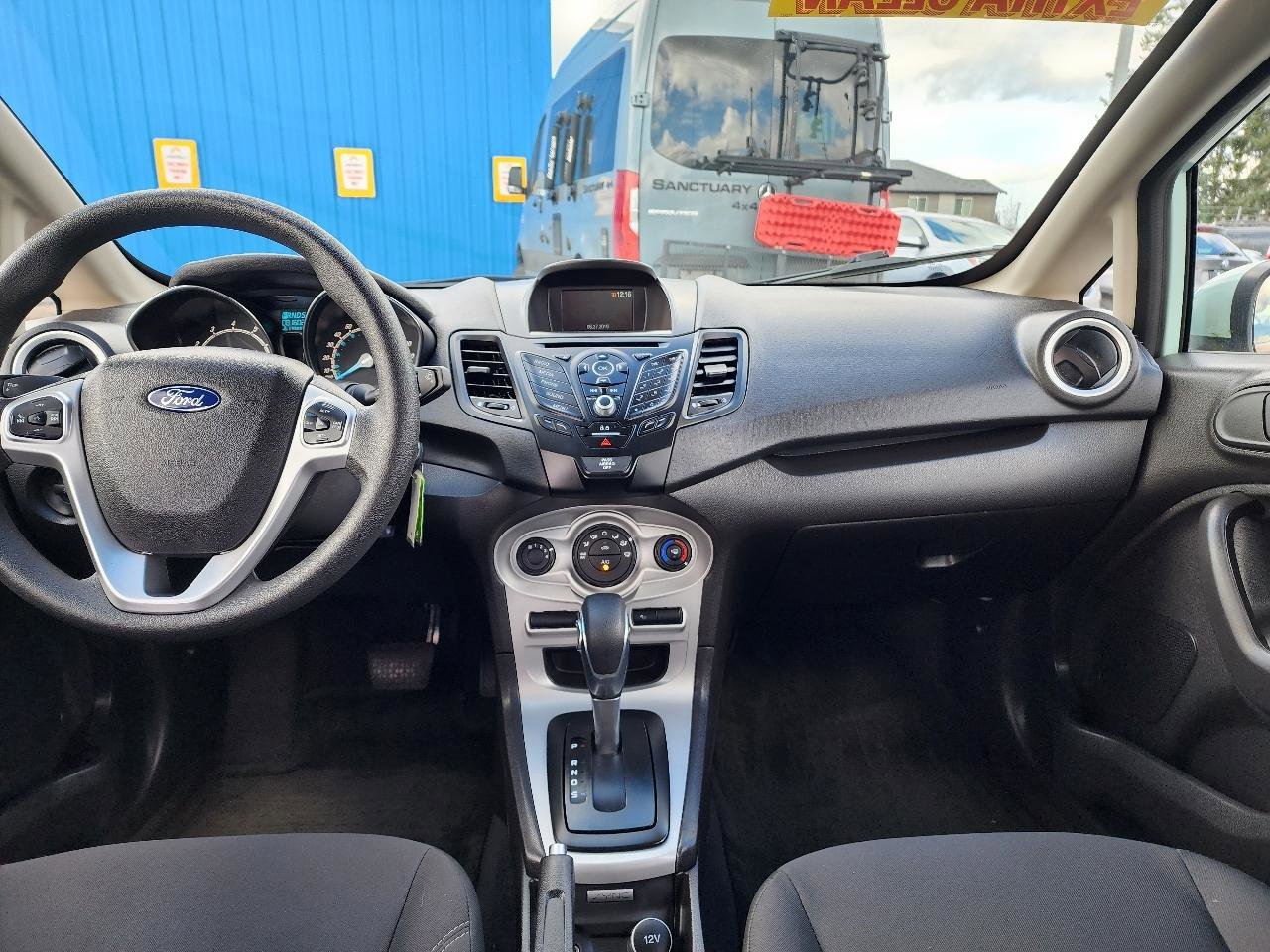 Used 2018 Ford Fiesta SE image 14