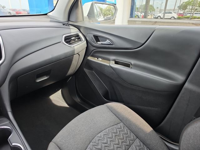 Used 2024 Chevrolet Equinox LT AWD/4WD image 10