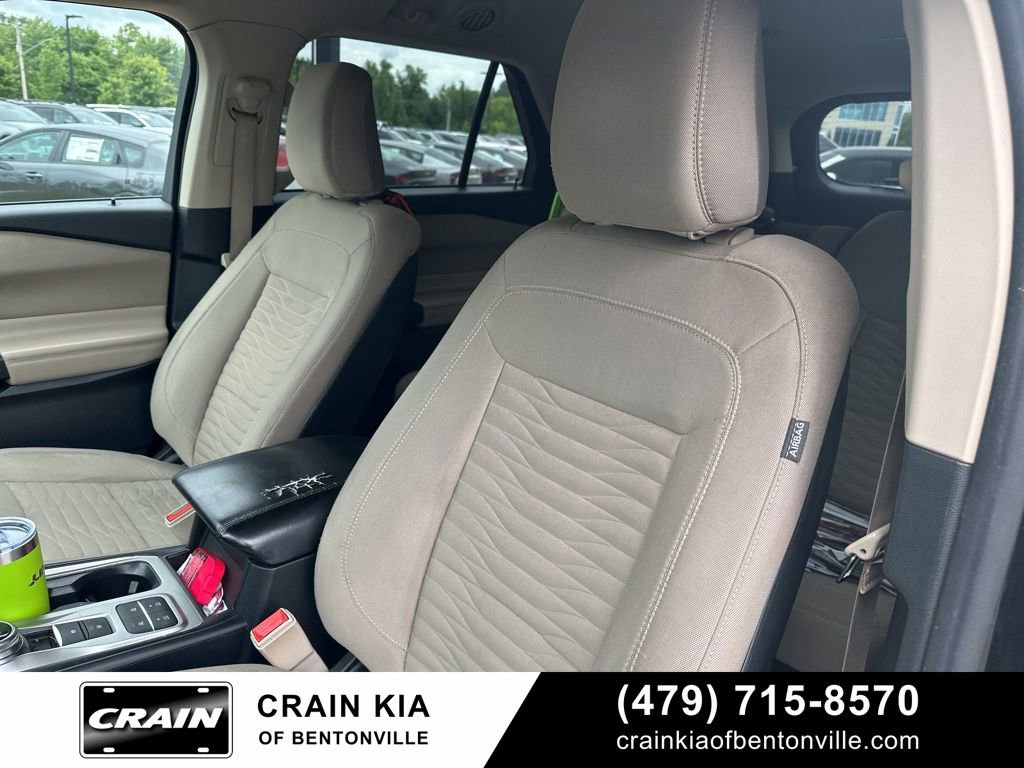 Used 2020 Ford Explorer XLT RWD image 18