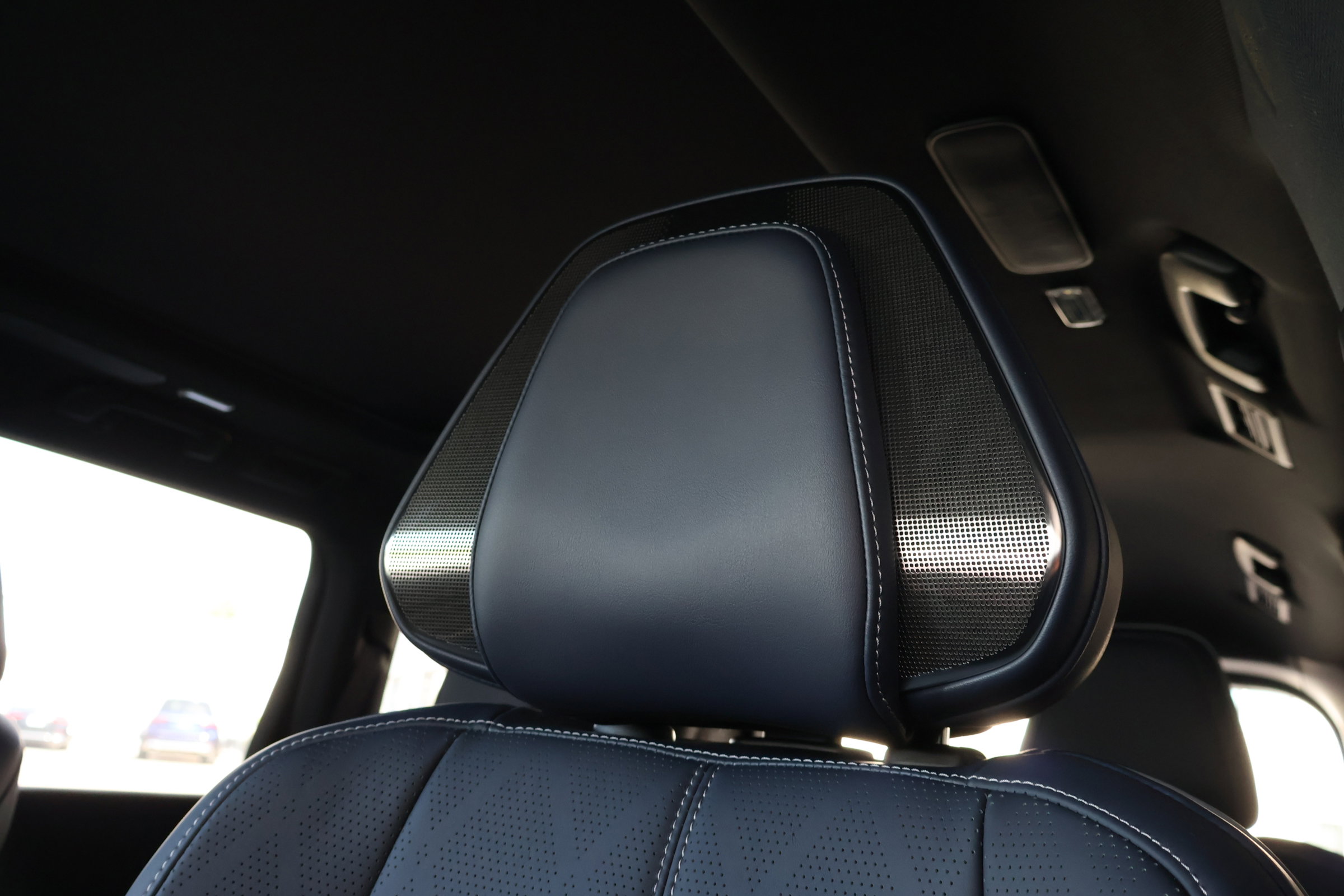 New 2026 INFINITI QX80 4WD image 14