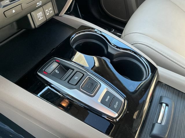 Certified 2019 Honda Pilot Touring image 24