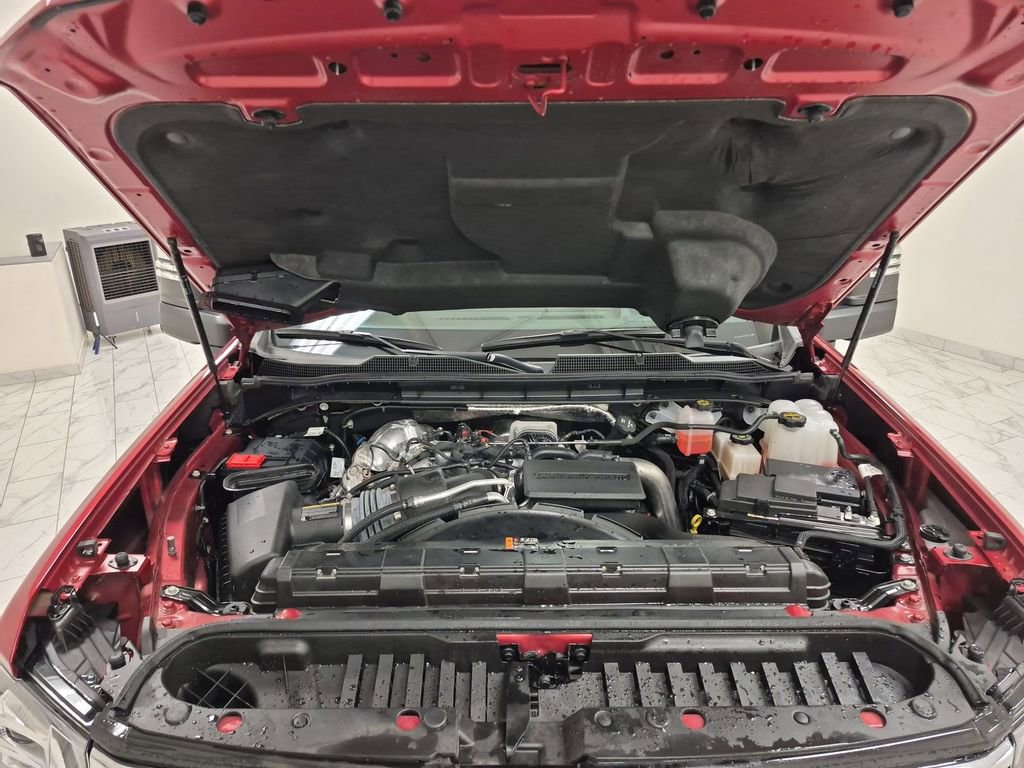 Used 2025 Chevrolet Silverado 3500 LTZ w/ LTZ Texas Edition image 31