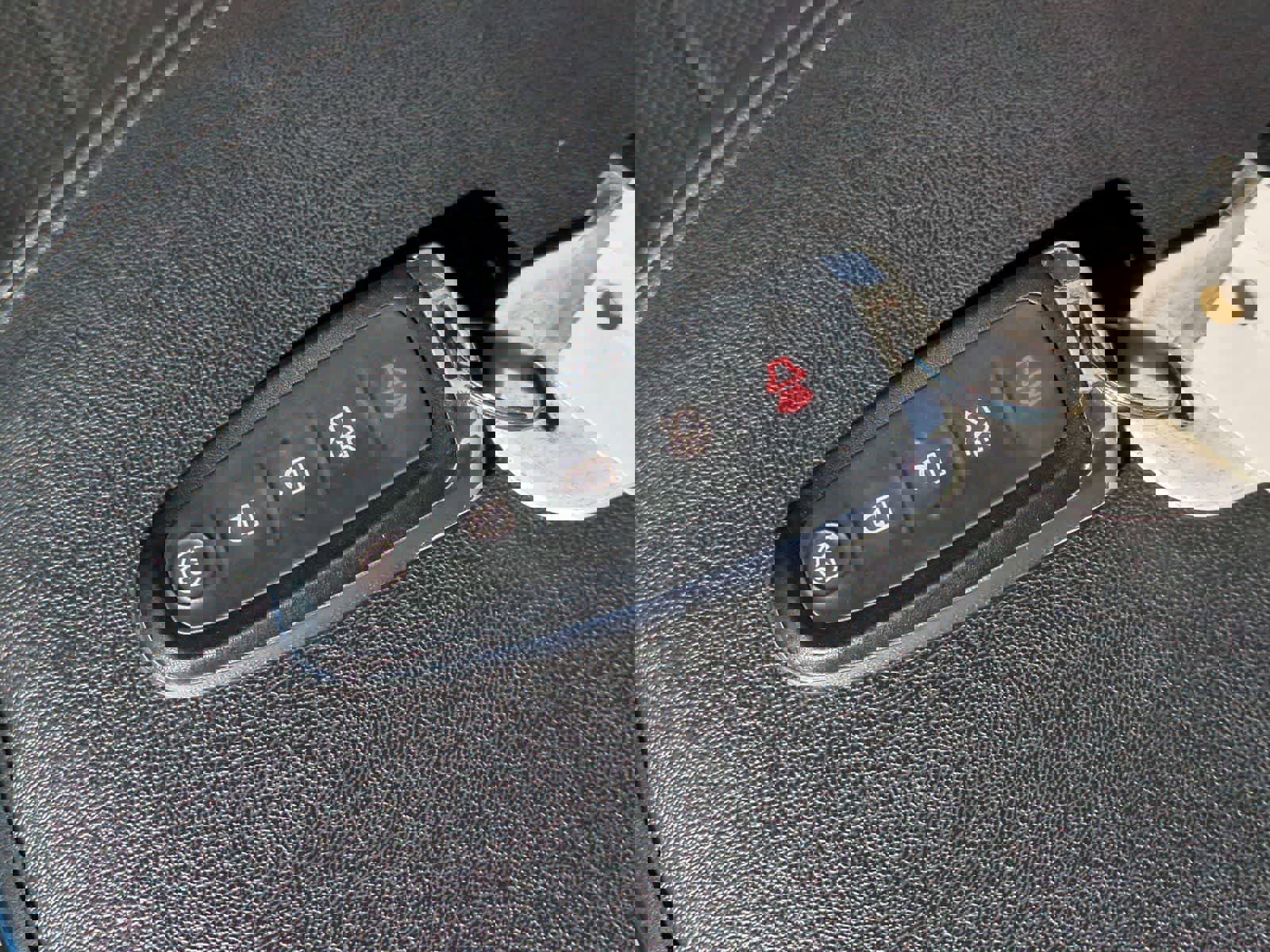 Used 2015 Ford Taurus SHO w/ Technology Package image 36