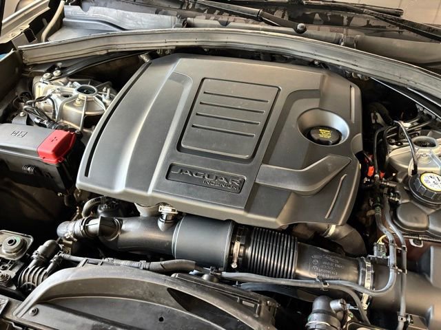 Used 2021 Jaguar F-PACE S image 41