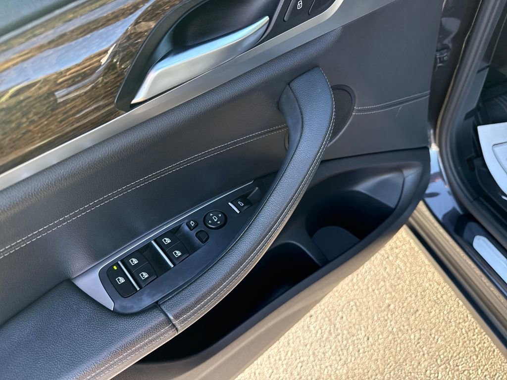 Used 2019 BMW X3 xDrive30i w/ Premium Package image 14