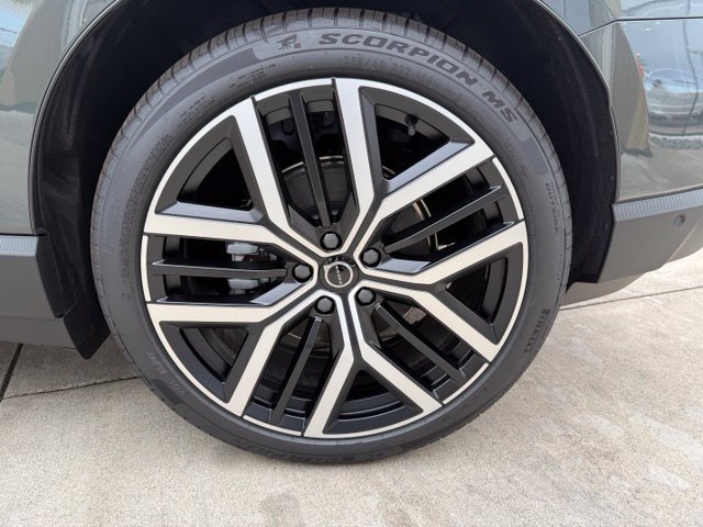 New 2027 Volvo EX60 Ultra AWD/4WD image 9