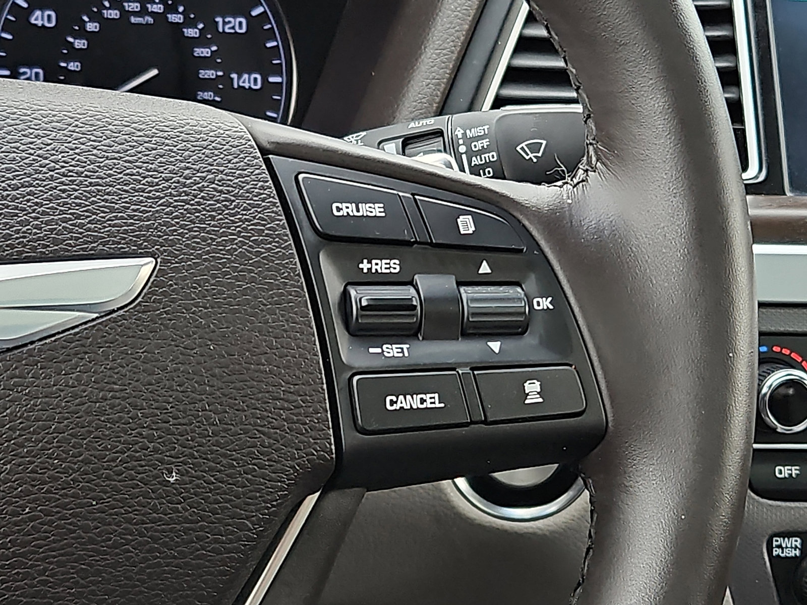 Used 2015 Hyundai Genesis 3.8 w/ Option Group 04 image 23