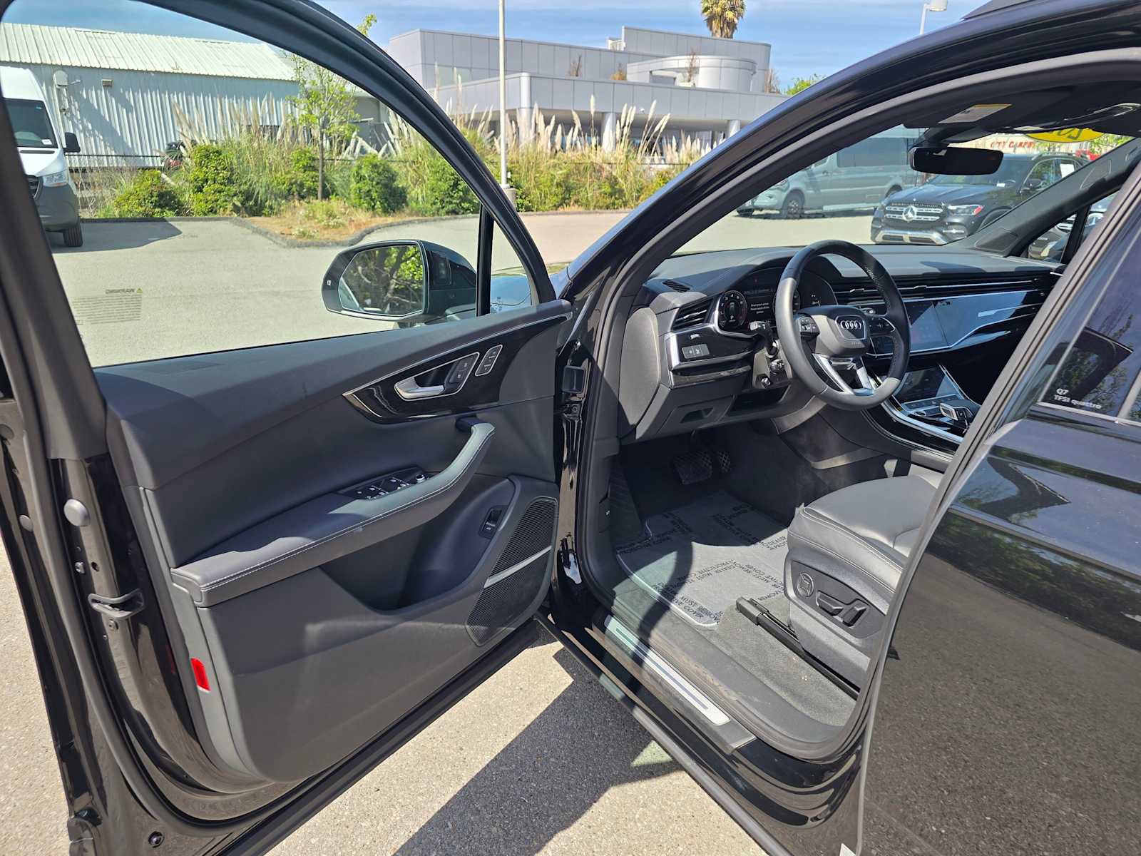 Used 2025 Audi Q7 2.0T Premium Plus image 21