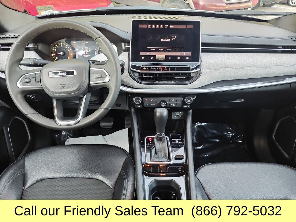 Used 2024 Jeep Compass Latitude AWD/4WD image 14