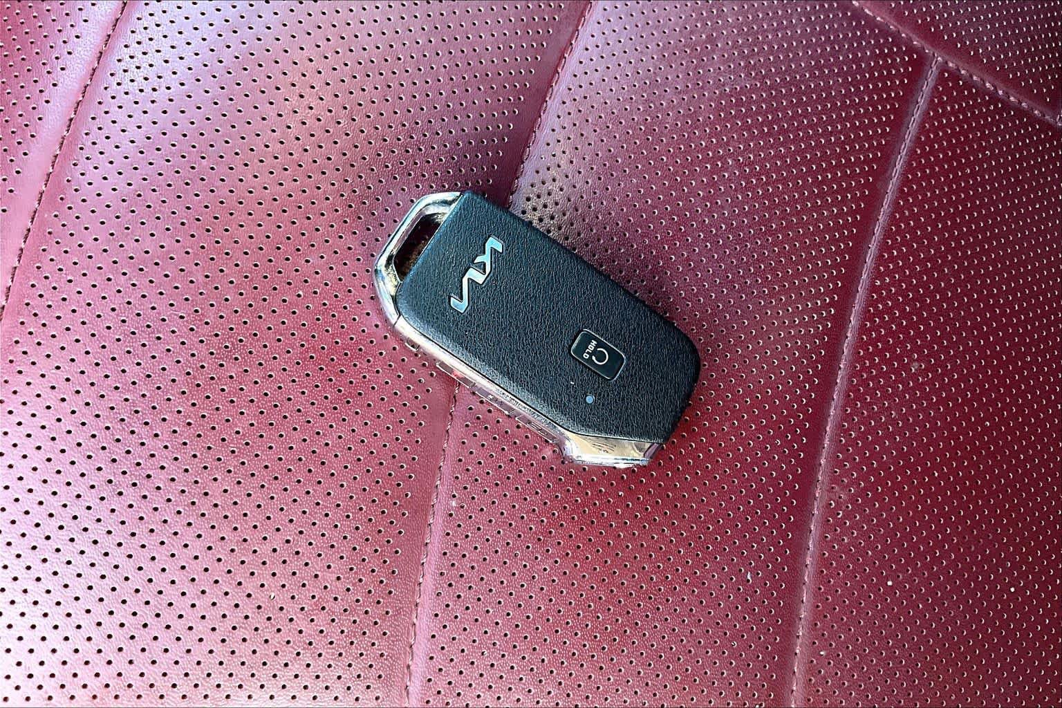 Used 2022 Kia Stinger GT2 w/ Red Interior Color Package RWD image 15